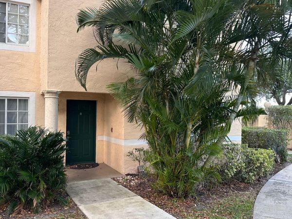1707 Village Boulevard, Unit 112, West Palm Beach, FL 33409