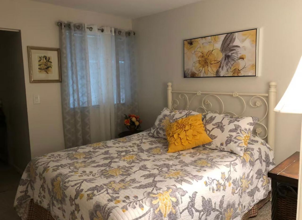 1707 Village Boulevard, Unit 112, West Palm Beach, FL 33409 Photo