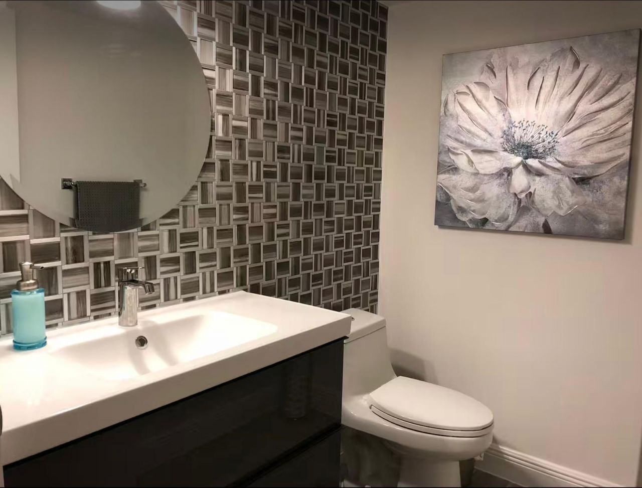 1707 Village Boulevard, Unit 112, West Palm Beach, FL 33409 Photo