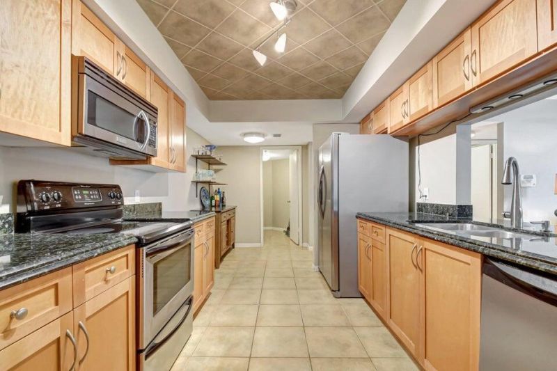 950 Lavers Circle, Unit F309, Delray Beach, FL 33444 Photo