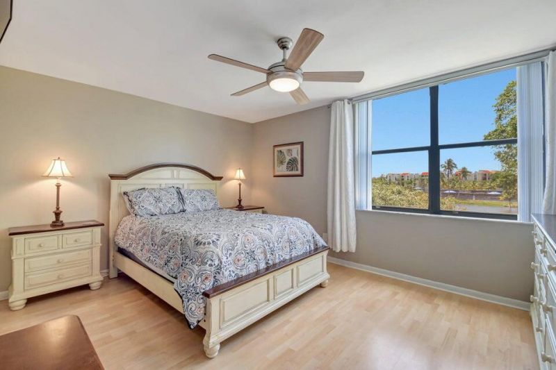 950 Lavers Circle, Unit F309, Delray Beach, FL 33444 Photo