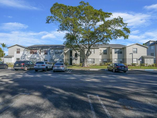1401 Village Boulevard, Unit 1027, West Palm Beach, FL 33409