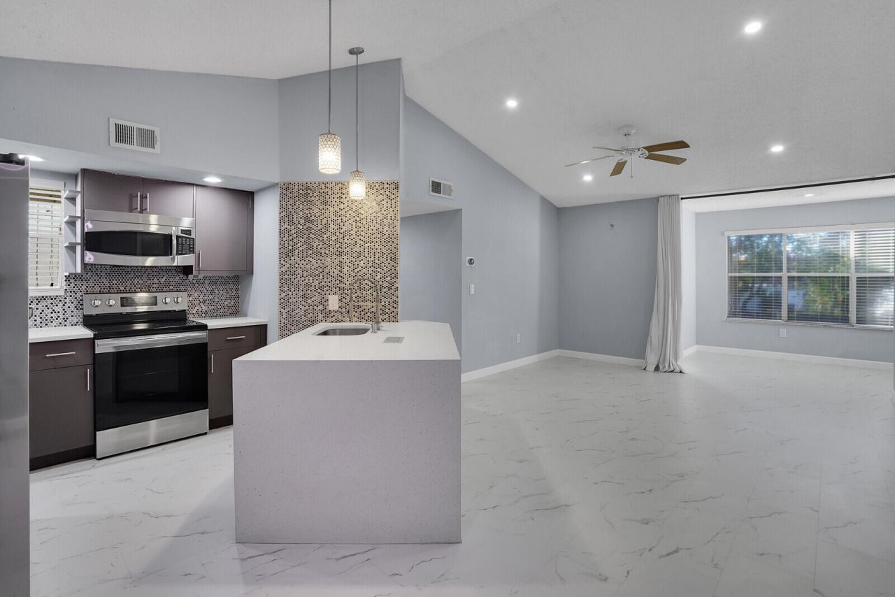 1401 Village Boulevard, Unit 1027, West Palm Beach, FL 33409 Photo