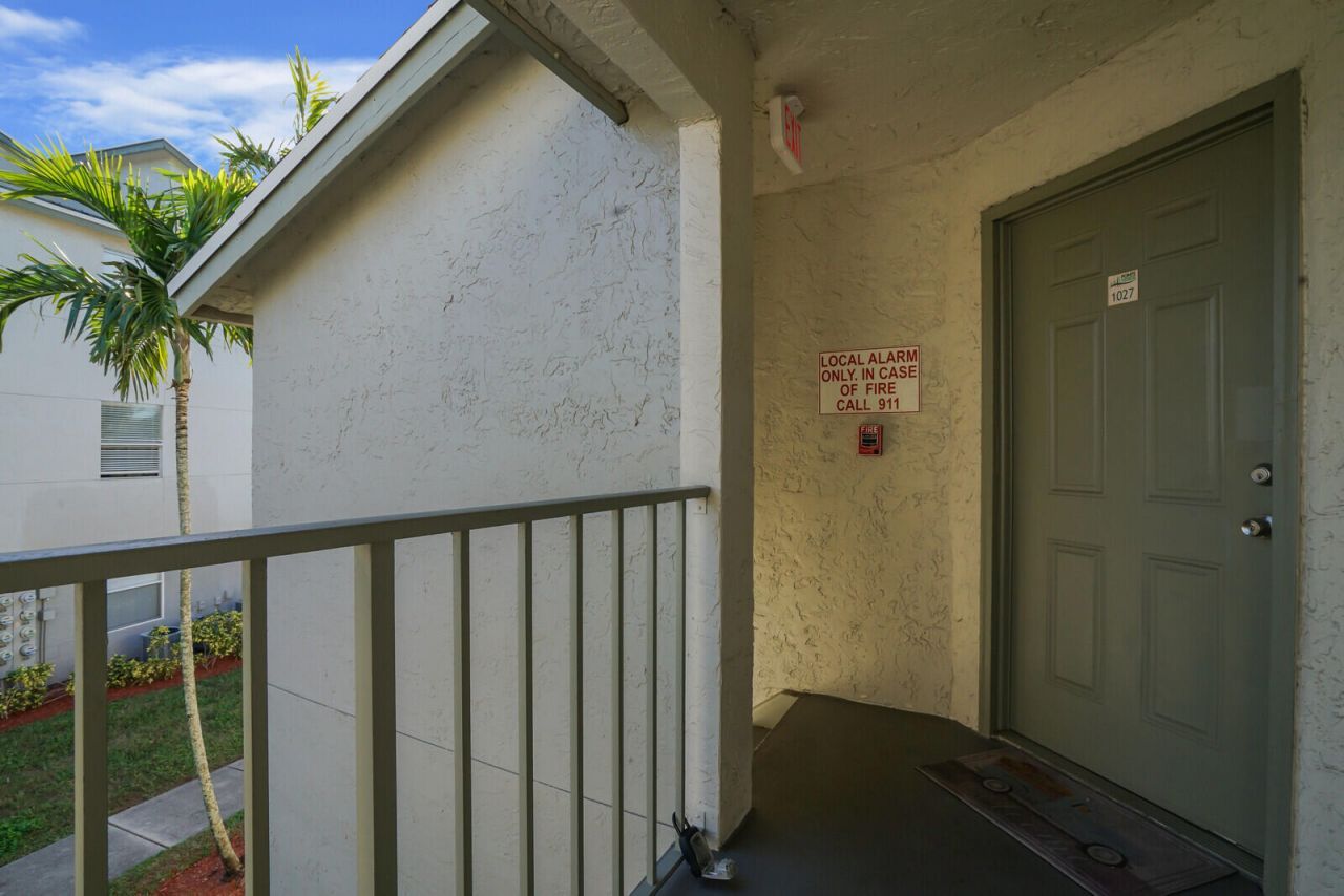 1401 Village Boulevard, Unit 1027, West Palm Beach, FL 33409 Photo