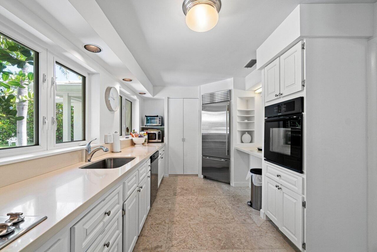 110 Seagate Road, Palm Beach, FL 33480 Photo