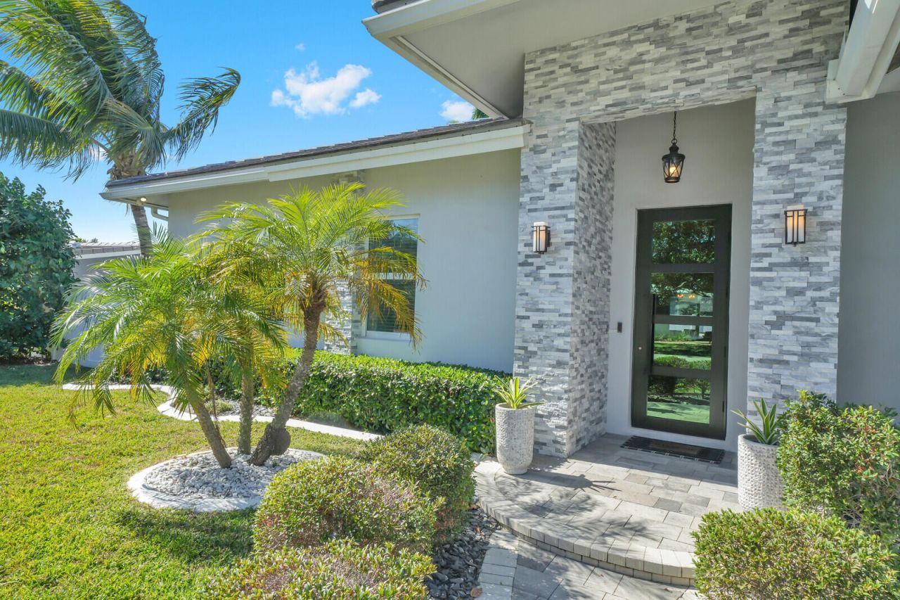 875 SE 13th Avenue, Deerfield Beach, FL 33441 Photo