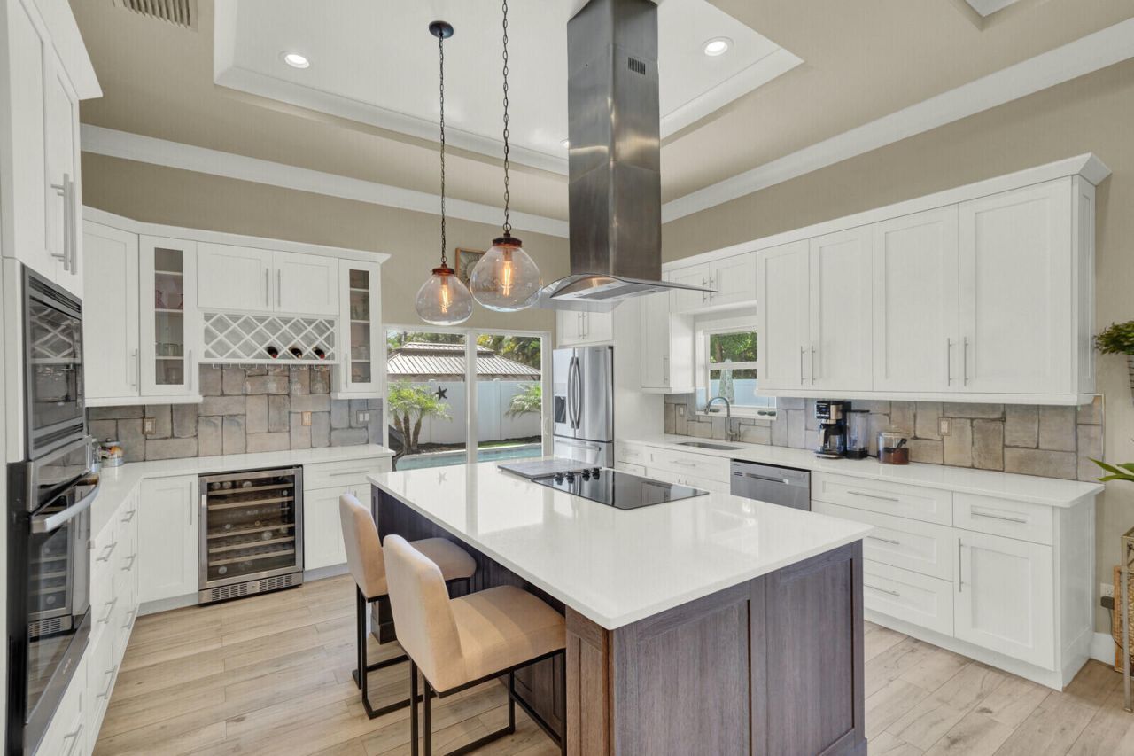 875 SE 13th Avenue, Deerfield Beach, FL 33441 Photo