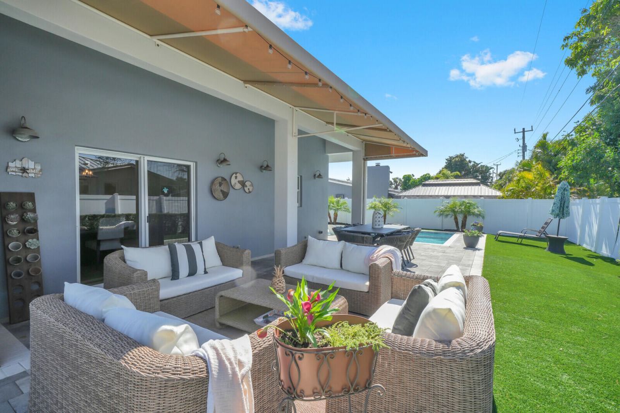 875 SE 13th Avenue, Deerfield Beach, FL 33441 Photo