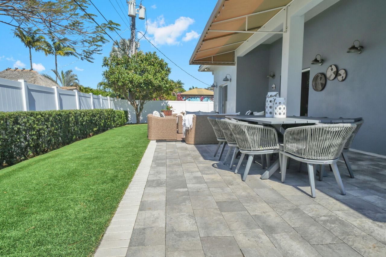 875 SE 13th Avenue, Deerfield Beach, FL 33441 Photo