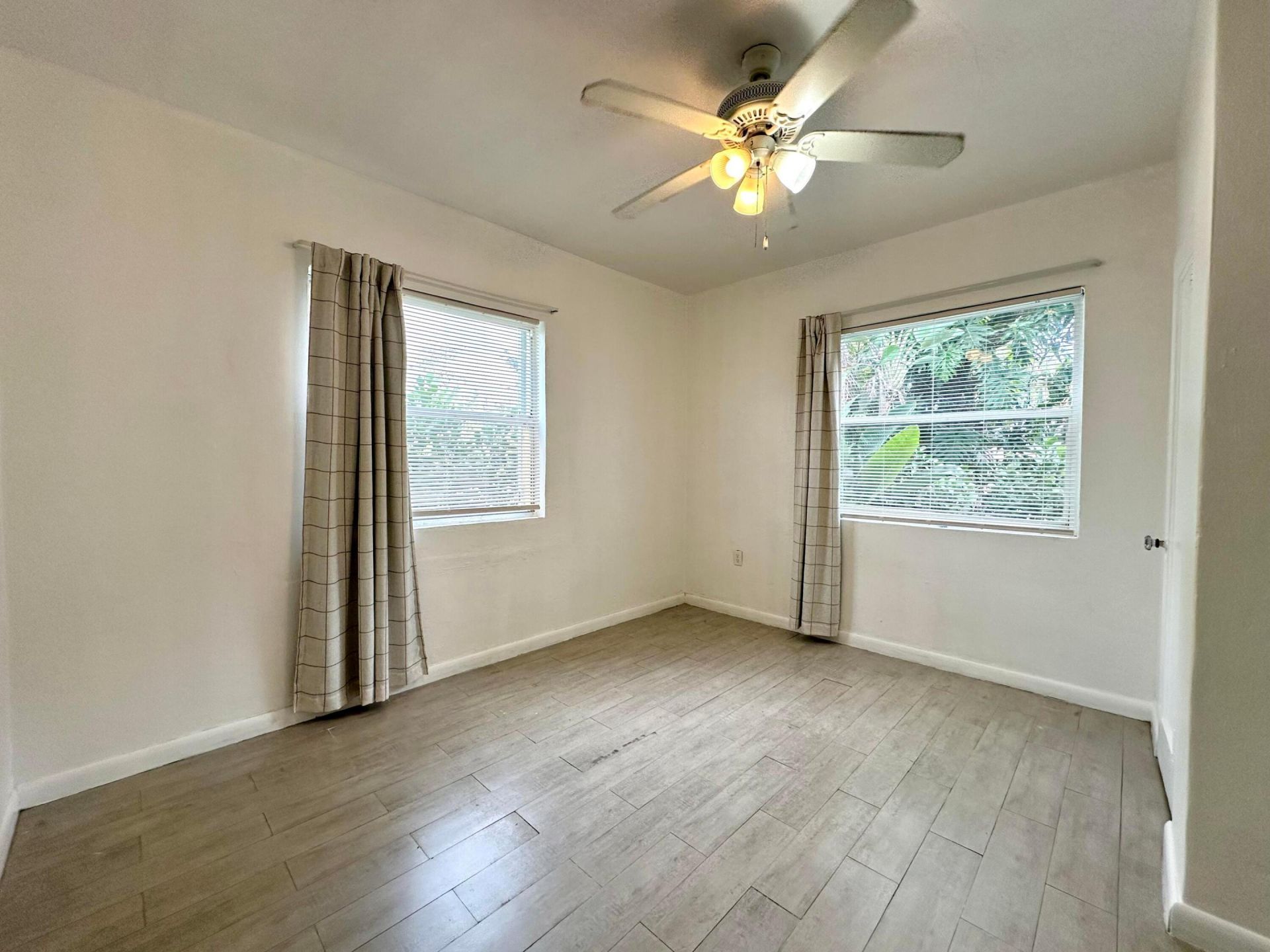 1147 15th Avenue N, Unit A, Lake Worth Beach, FL 33460 Photo