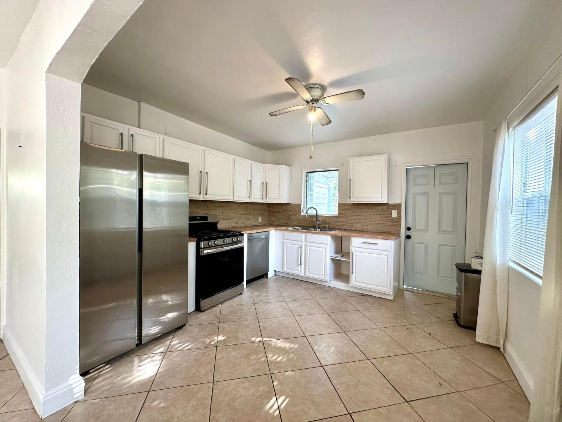 1147 15th Avenue N, Unit A, Lake Worth Beach, FL 33460 Photo