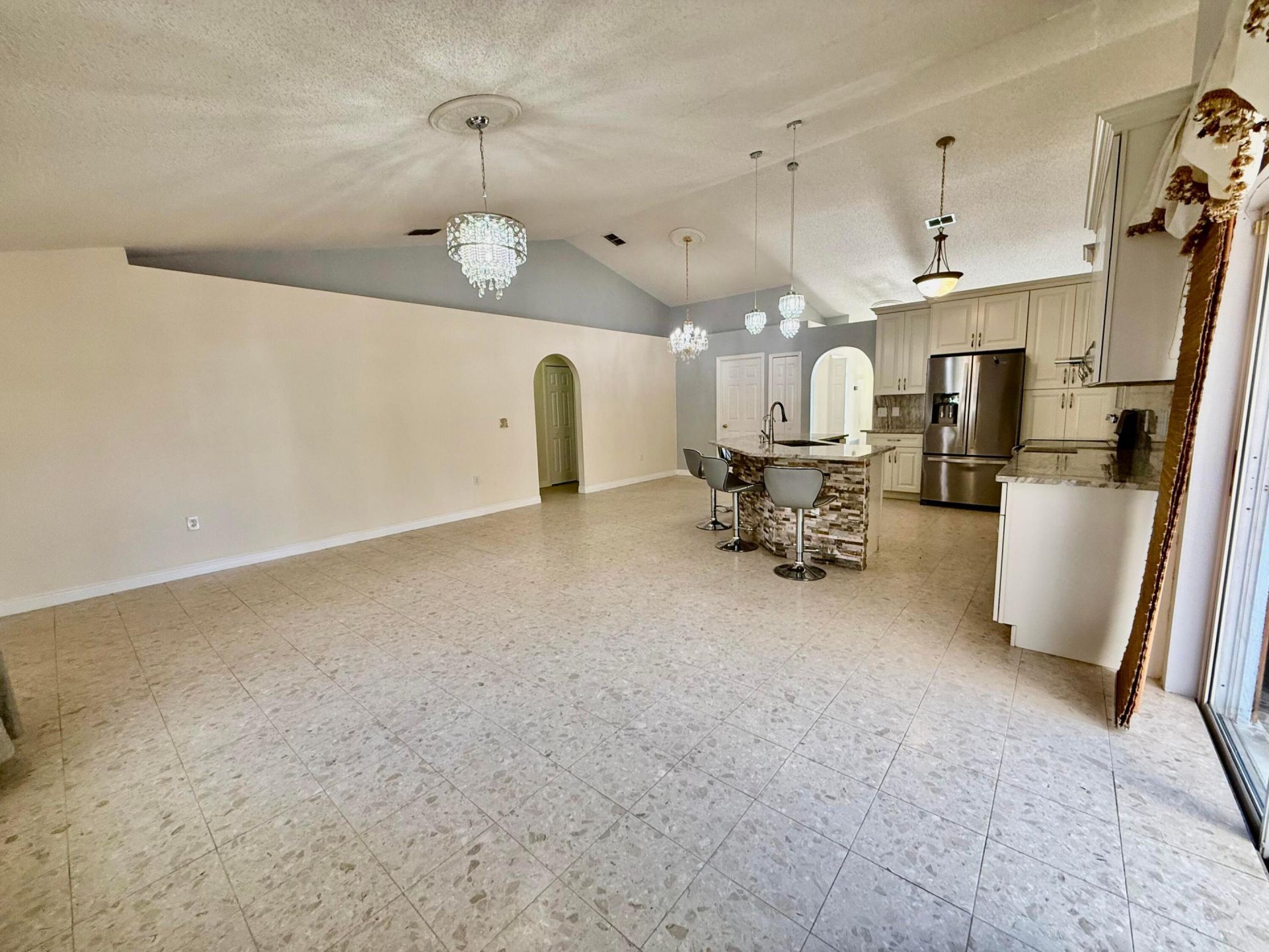 125 SW Donna Terrace, Port Saint Lucie, FL 34984 Photo