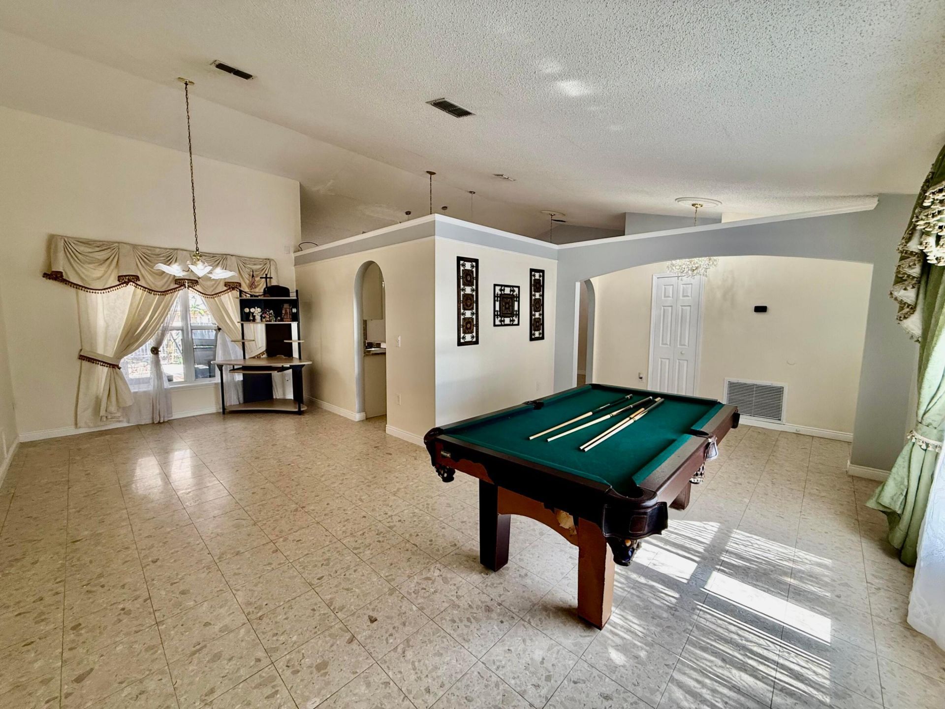 125 SW Donna Terrace, Port Saint Lucie, FL 34984 Photo