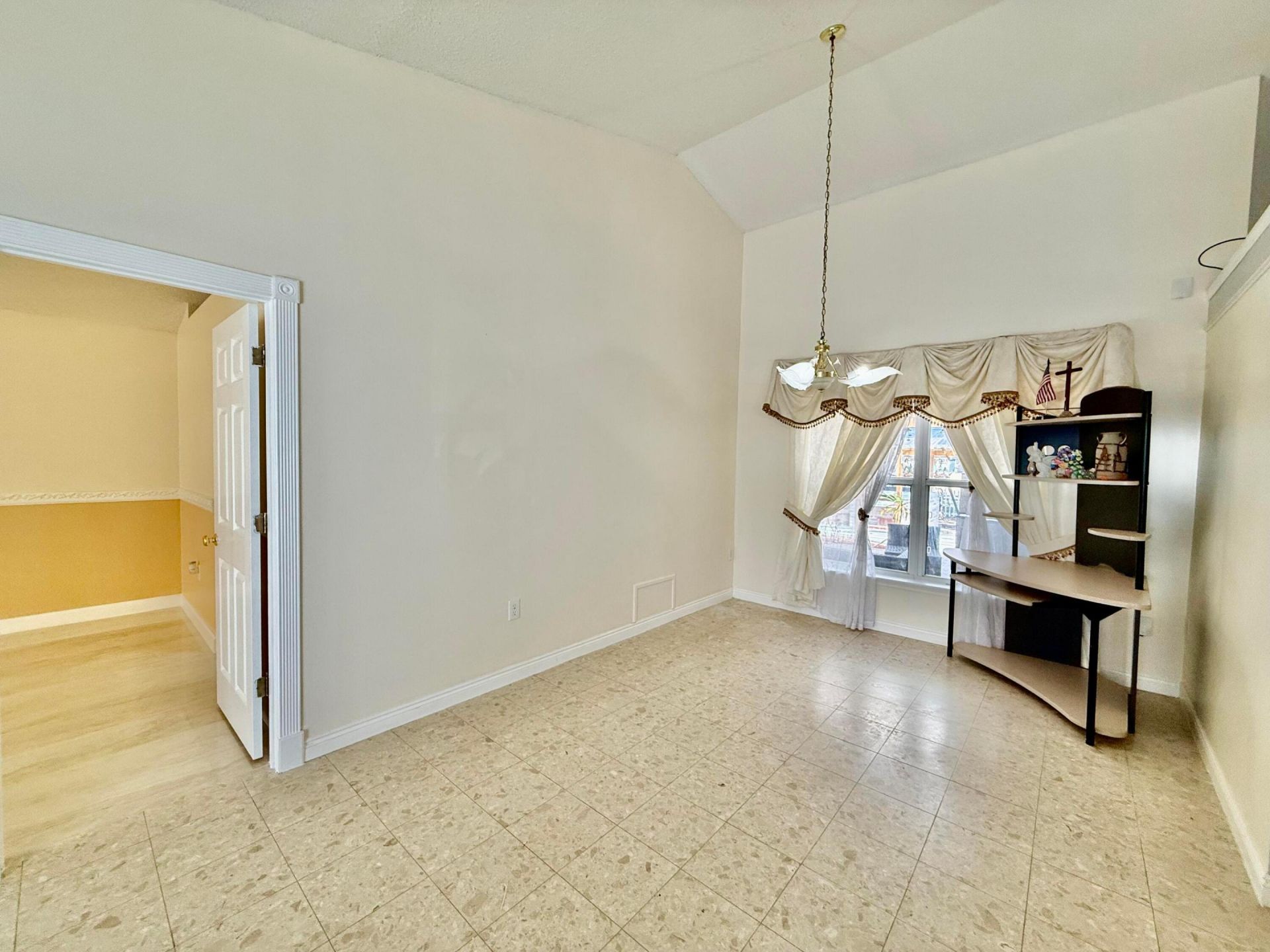 125 SW Donna Terrace, Port Saint Lucie, FL 34984 Photo