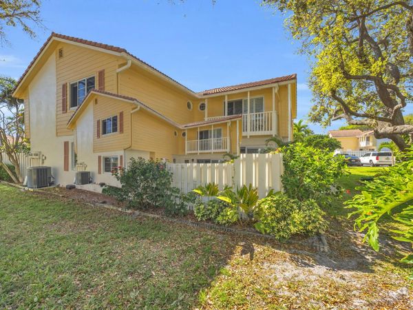 234 Seabreeze Circle, Jupiter, FL 33477