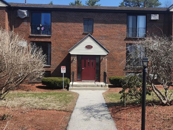36 English Village Road, Unit 202R, Manchester, NH 03102