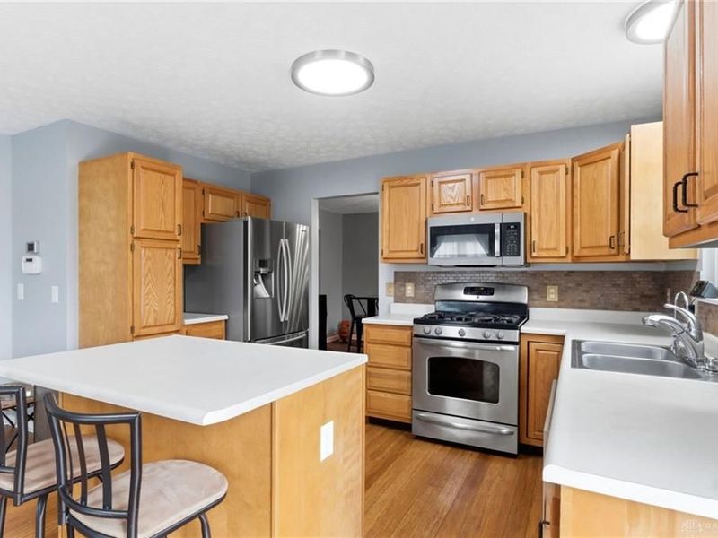 4221 Coach Light Trail, Dayton, OH 45424 Photo 16