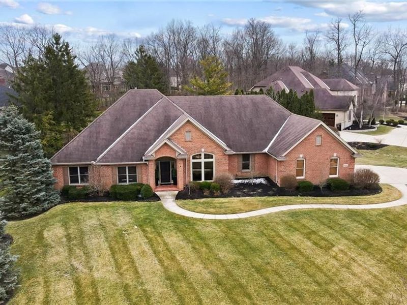 10600 Chestnut Hill Lane, Dayton, OH 45458 Photo 2