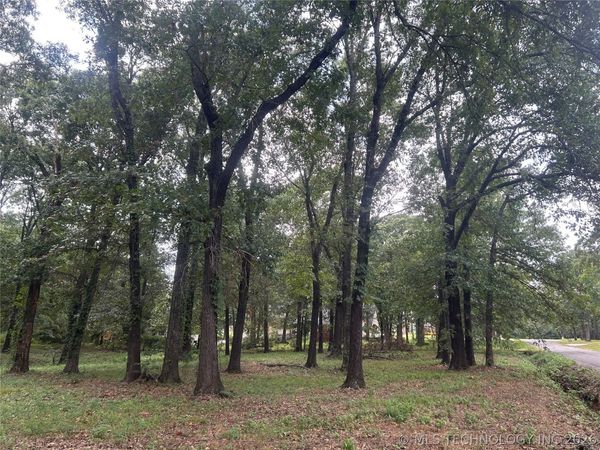 5301 Stonebriar Circle , Durant, OK 74701