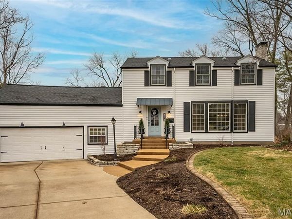 815 Brookside Drive, Glendale, MO 63122