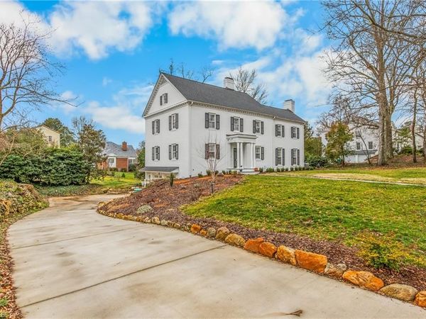 417 Hillcrest Drive , High Point, NC 27262