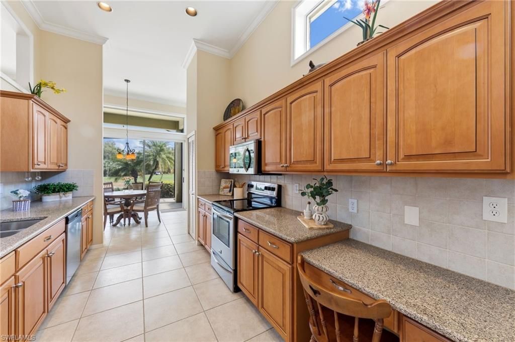 19427 Silver Oak Dr, Estero, FL 33967 Photo