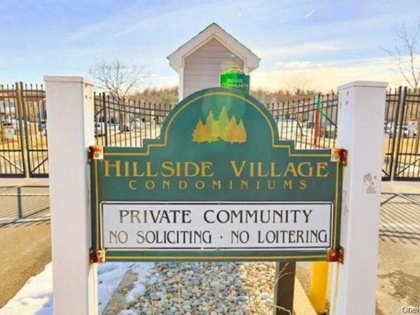 100 HILLSIDE Drive , Unit G8, Middletown, NY 10941