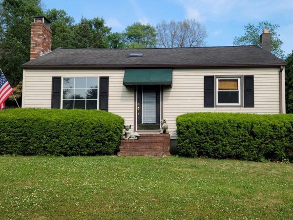 1406 Route 82 , Hopewell Junction, NY 12533