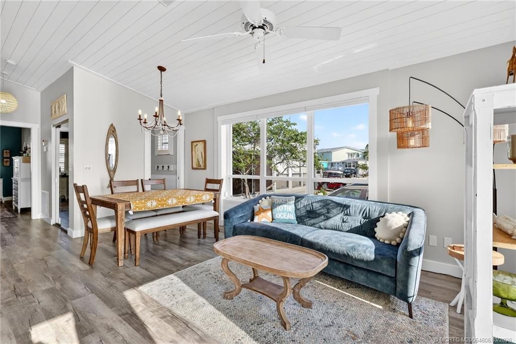 1285 Nettles Boulevard, Jensen Beach, FL 34957 Photo