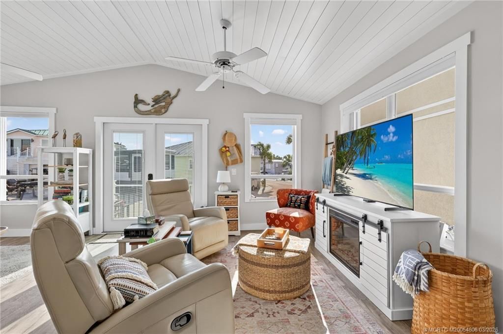 1285 Nettles Boulevard, Jensen Beach, FL 34957 Photo