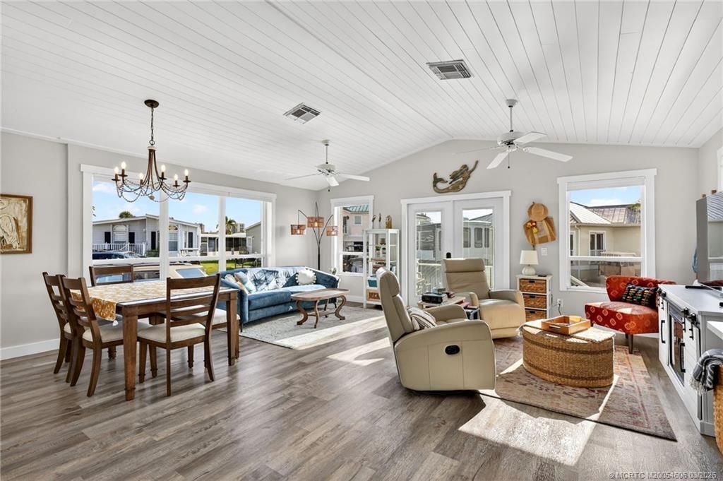 1285 Nettles Boulevard, Jensen Beach, FL 34957 Photo