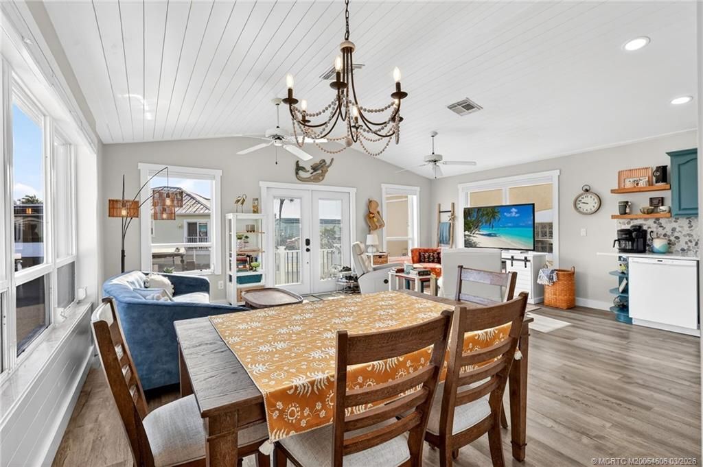 1285 Nettles Boulevard, Jensen Beach, FL 34957 Photo