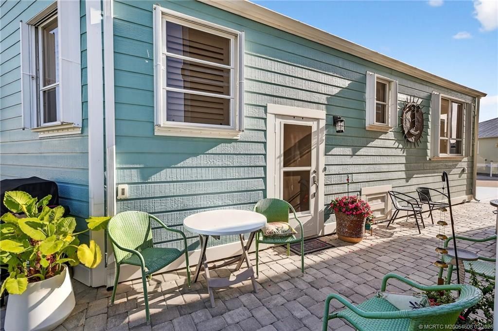 1285 Nettles Boulevard, Jensen Beach, FL 34957 Photo