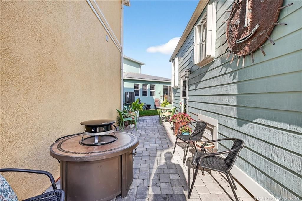 1285 Nettles Boulevard, Jensen Beach, FL 34957 Photo