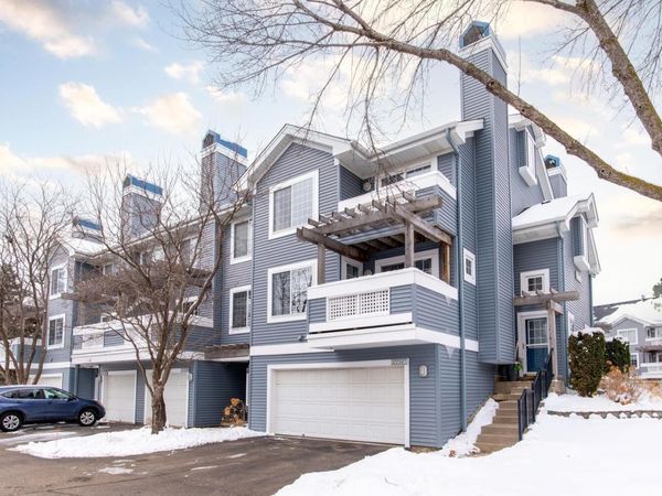 15665 24th Avenue N, Unit H, Plymouth, MN 55447