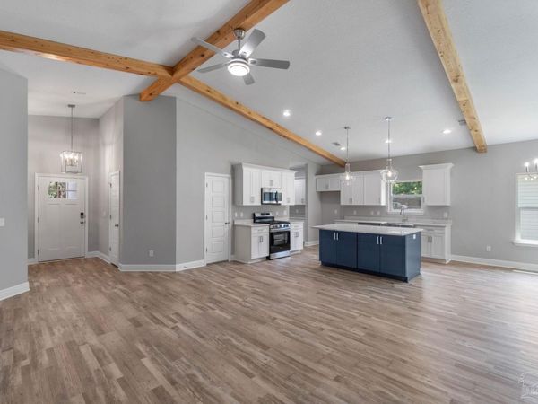 8326 Vickie St, Pensacola, FL 32514