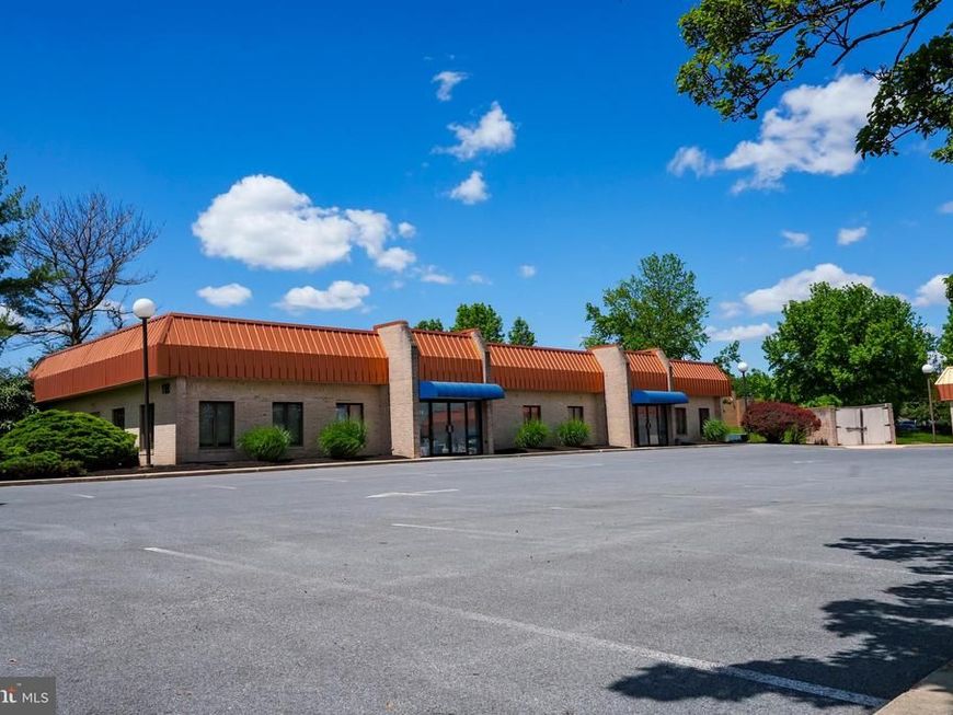 118 W Airport Road, Lititz, PA 17543 Main Photo