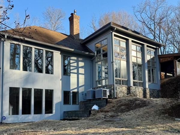 945 HICKORY RUN LANE, GREAT FALLS, VA 22066