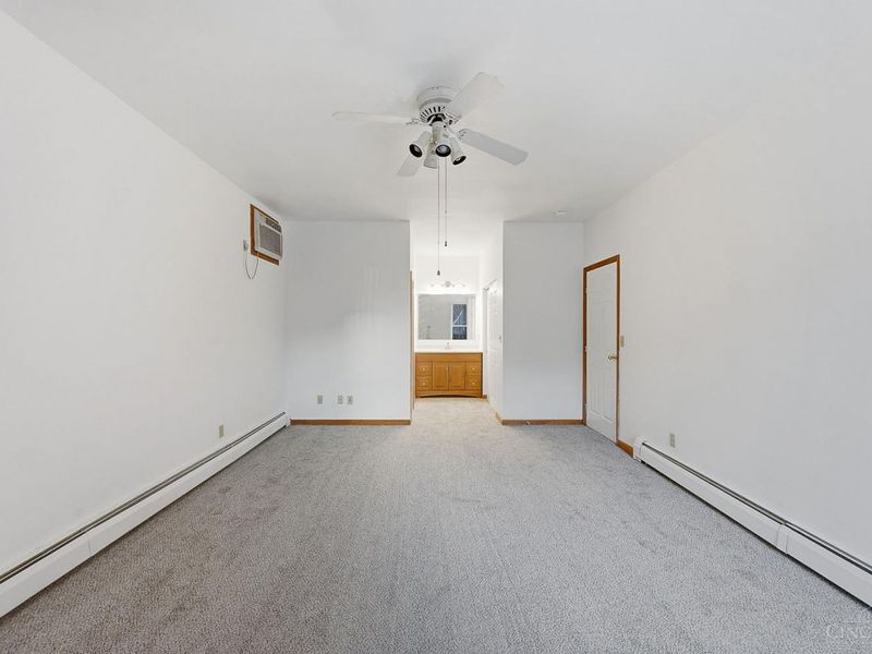 944 Summit Avenue, Cincinnati, OH 45204 Photo 10