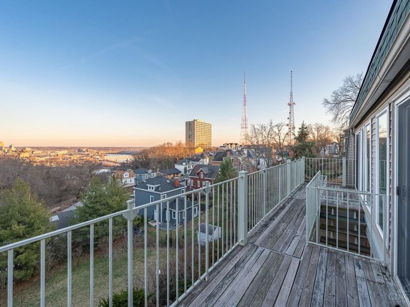 944 Summit Avenue, Cincinnati, OH 45204 Photo 13