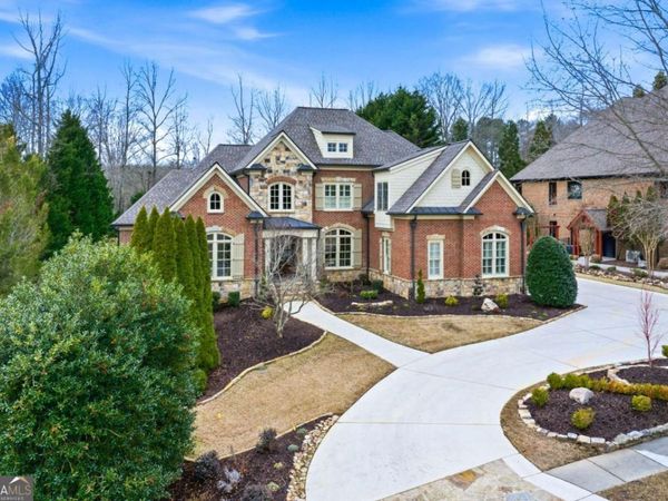 2294 Weeping Oak Drive, Braselton, GA 30517