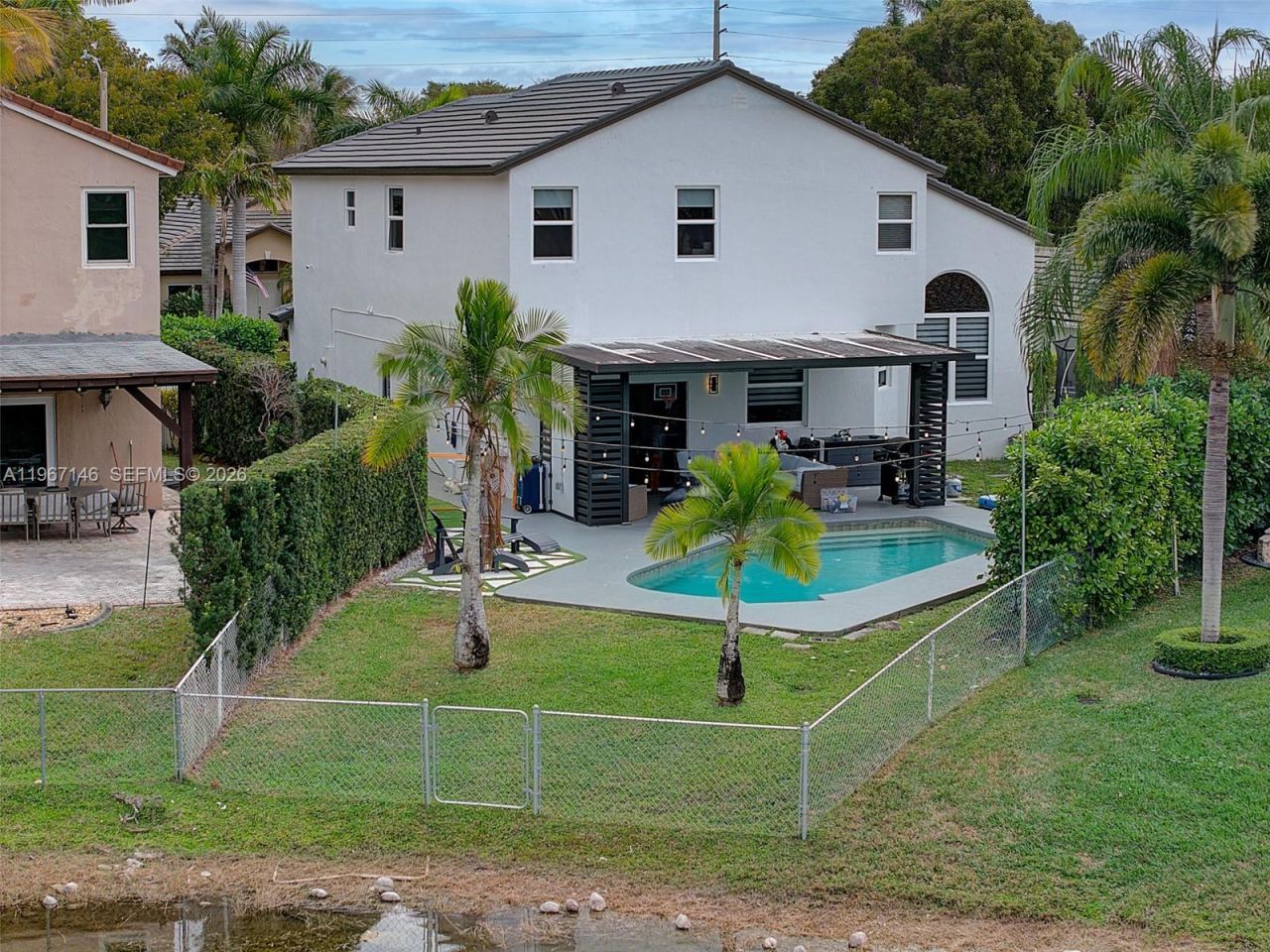 1034 NW 184th Way , Pembroke Pines, FL 33029 Photo