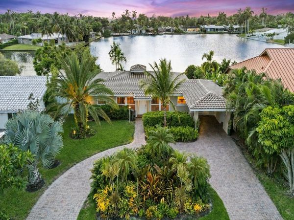 4231 NE 16th Ave, Oakland Park, FL 33334