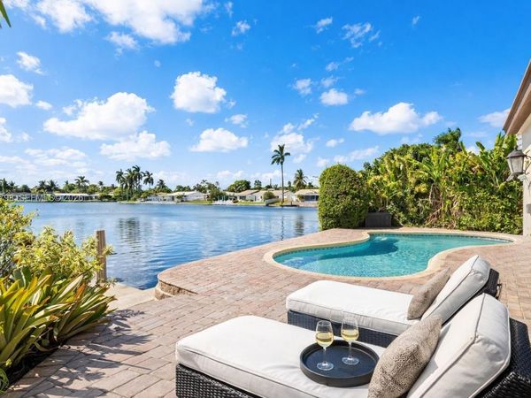 4231 NE 16th Ave, Oakland Park, FL 33334