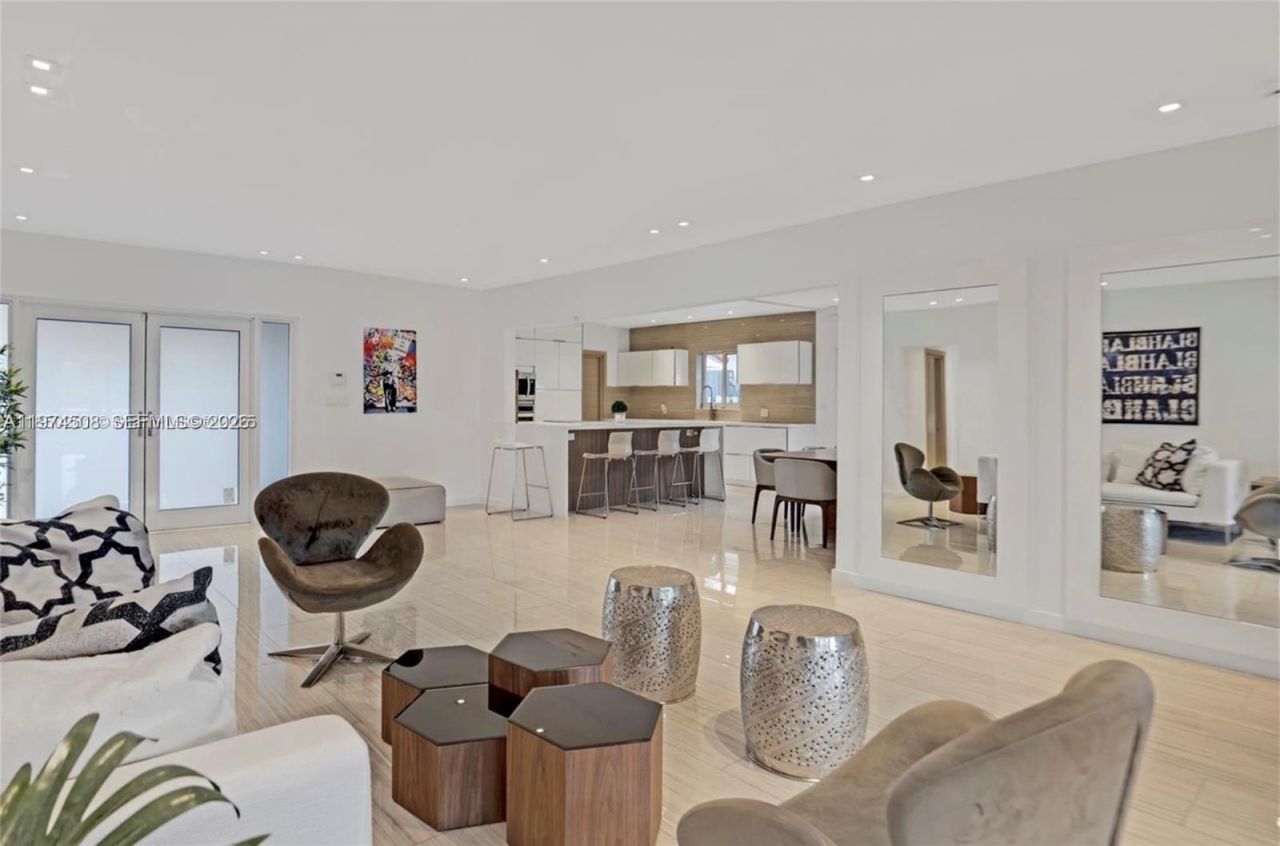 2341 Keystone Blvd , North Miami, FL 33181 Photo