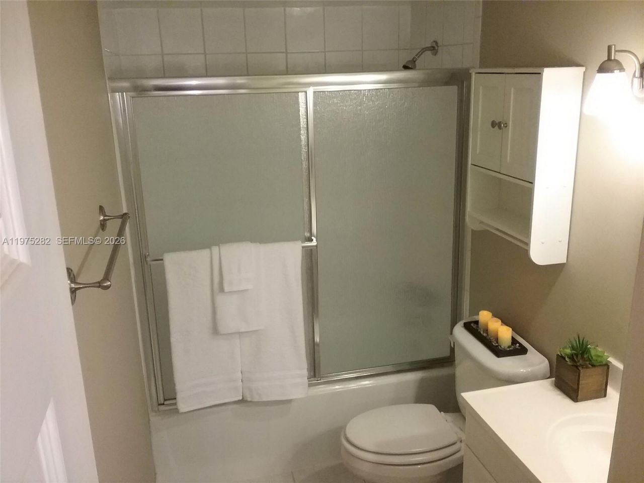 401 Golden Isles Dr , Unit 208, Hallandale Beach, FL 33009 Photo