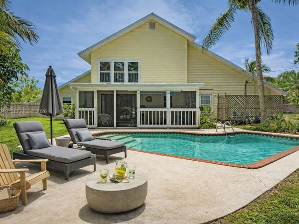 8075 SE Palm St , Unit 1, Hobe Sound, FL 33455