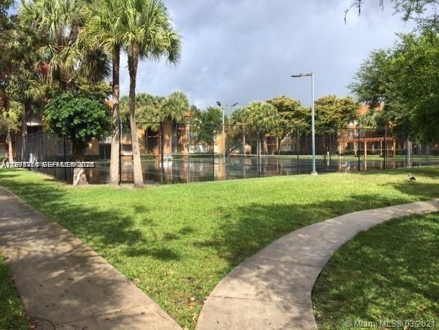 10781 Cleary Blvd, Unit 308, Plantation, FL 33324 Photo