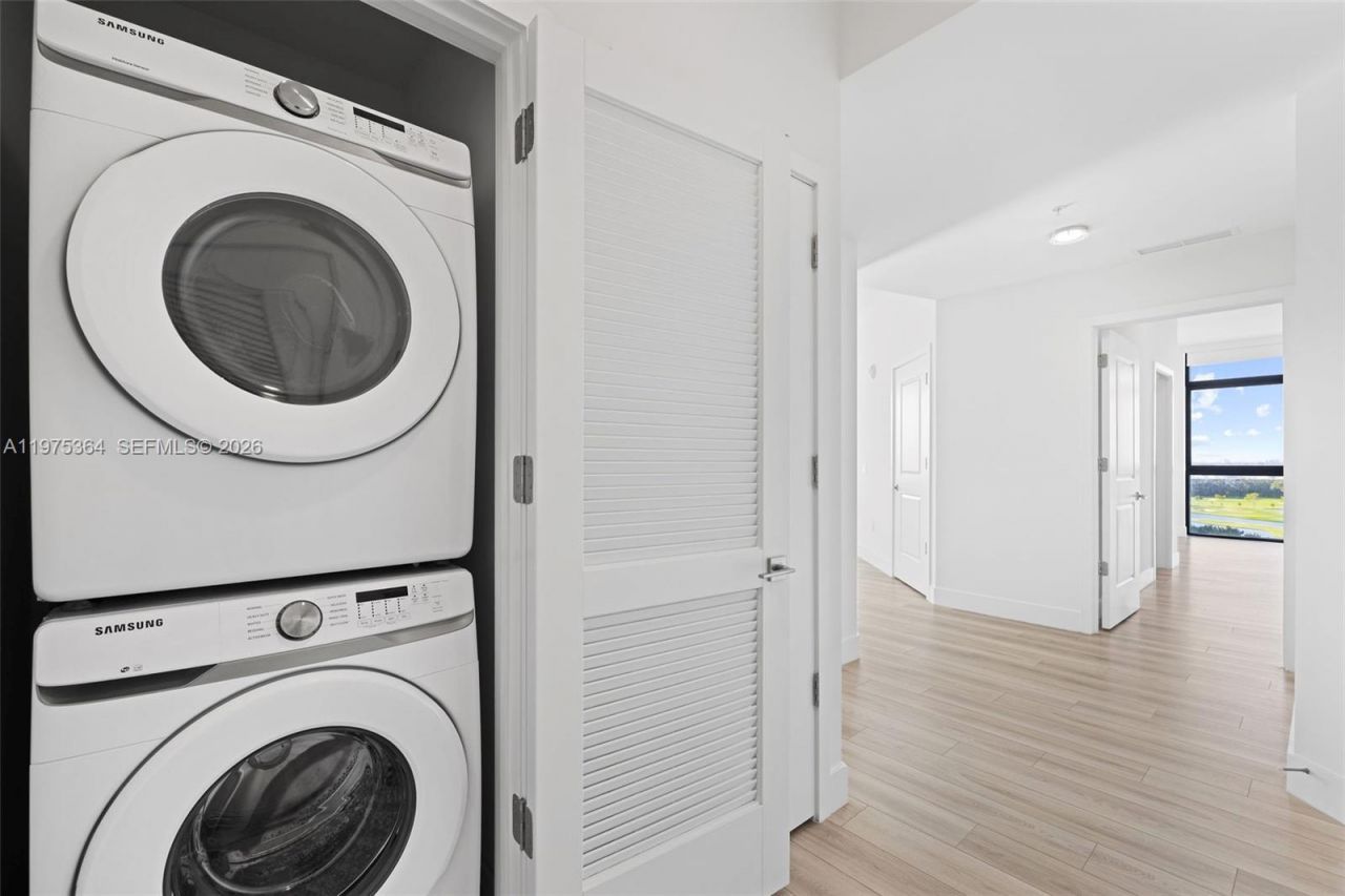 101 Diplomat Pkwy, Unit 1211, Hallandale Beach, FL 33009 Photo