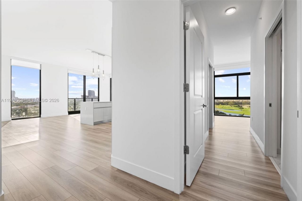 101 Diplomat Pkwy, Unit 1211, Hallandale Beach, FL 33009 Photo